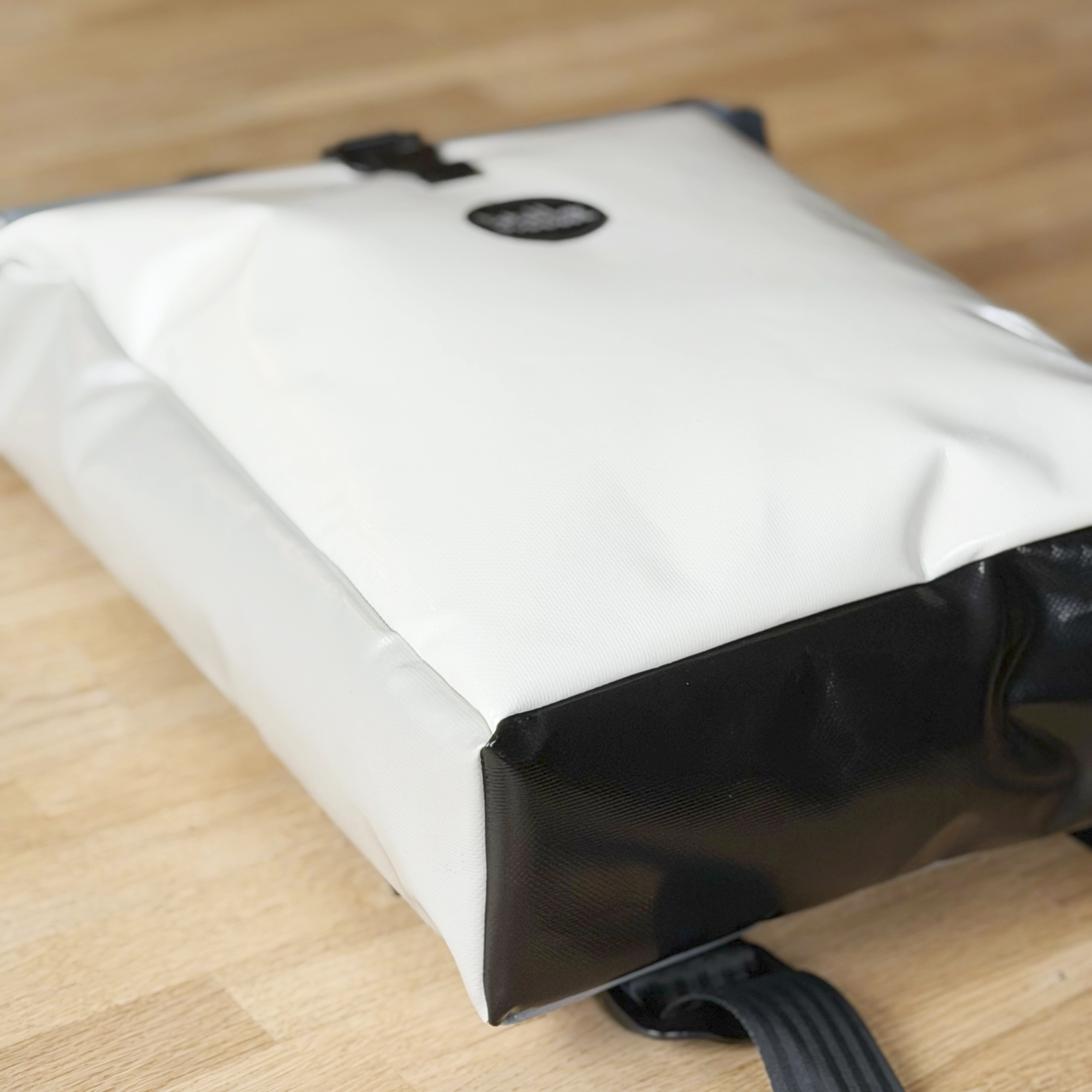 Rolltop rugzak wit - Afbeelding 3